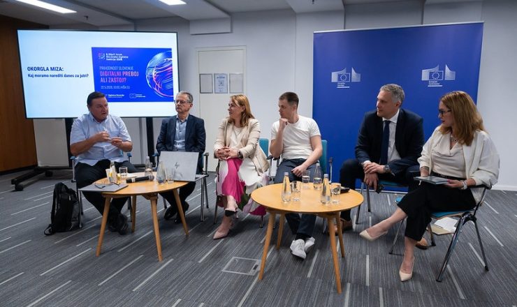 Prihodnost Slovenije: digitalni zastoj ali preboj?